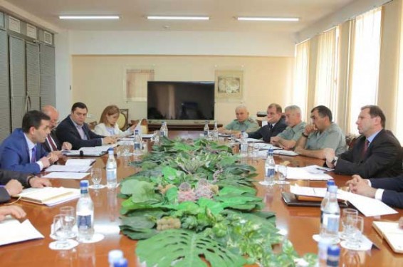 «Մատչելի բնակարան զինծառայողին» ծրագրի շահառուները հնարավորություն են ունենալու արտոնյալ հիփոթեքային վարկ ստանալ. ՊՆ