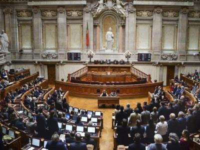 Парламент Португалии одобрил легализацию использования каннабиса