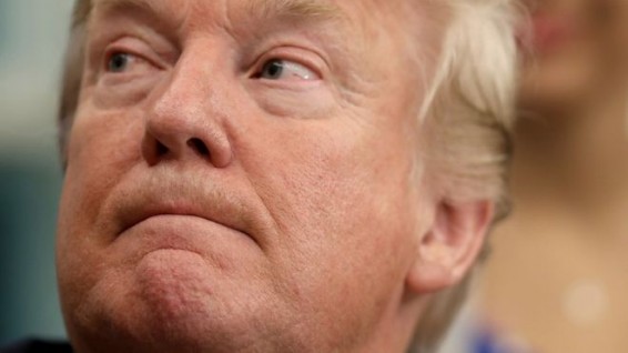 Дональд Трамп передумал отнимать у нелегальных мигрантов детей