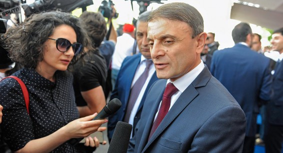 Что нашли в ходе новых обысков в союзе генерала Манвела – отвечает Осипян