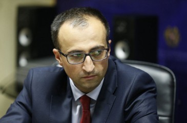 Այսուհետ ոչ մի գործատու կամ աշխատող կանխիկ գումարով չի գնի կապույտ սանիտարական գրքույկների մեջ դրվող կնիքները. Արսեն Թորոսյան