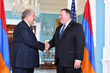 Ինչու է ԱՄՆ Պետքարտուղարն իր առաջին հանդիպումն անցկացնում Արմեն Սարգսյանի, ոչ թե Փաշինյանի հետ. VOA