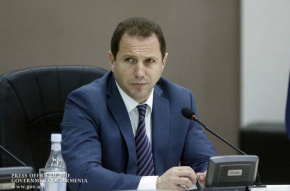 Բացառում եմ, որ իմ իմացությամբ որևէ մեկը կխուսափի ծառայությունից. Դավիթ Տոնոյանը՝ պաշտոնյաների որդիների ծառայության ու վարչապետի որդուն ուշադրության կենտրոնում պահելու մասին