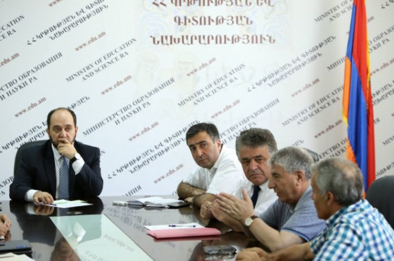 Դասագրքերի պատվերների ձևավորման գործընթացում պետք է ապահովվի մրցակցային դաշտ և բացառվի որևէ սուբյեկտիվ մոտեցում. Արայիկ Հարությունյան