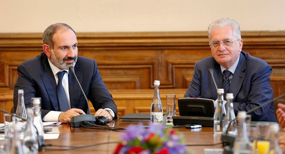 Санкт-Петербург играет особую роль в жизни армян России - Никол Пашинян