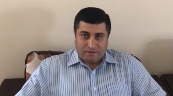 Директор нацпарка «Севан» В. Гуланян опроверг слухи о своей госпитализации после выпитой из озера воды