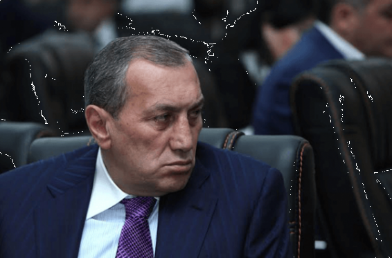 Սուրիկ Խաչատրյանի որդիները, չտառապելով հիմք հանդիսացող հիվանդությամբ, ազատվել են զինծառայությունից. ոստիկանությունը քրգործից մանրամասներ է հայտնել