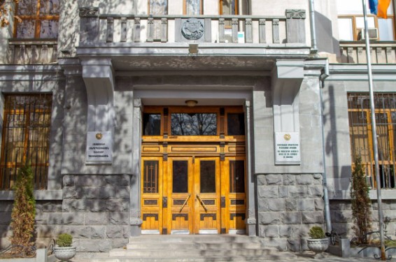 Բացահայտվել են զինծառայությունից ապօրինի ազատելու նպատակով մինչև 19 000  դոլար կաշառք ստանալու դեպքեր. 3 անձ ձերբակալվել է