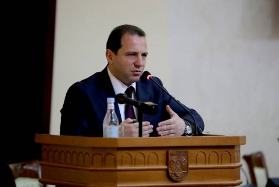 Դավիթ Տոնոյանը խոսել է նոր կործանիչ-ռմբակոծիչ ավիացիայի անհրաժեշտության մասին