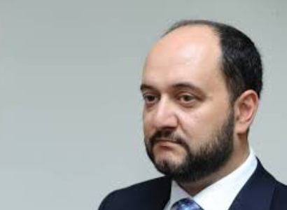 Տեսնել լրահոսը  Քաղաքական ուժերի ազդեցությունը դպրոցներում պետք է լինի զրո. Արայիկ Հարությունյան