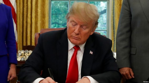 Reuters: Трамп подпишет указ о санкциях за вмешательство на выборах