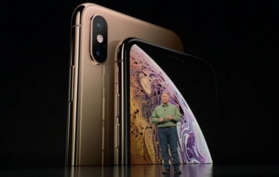 Apple представила iPhone XS и новые умные часы