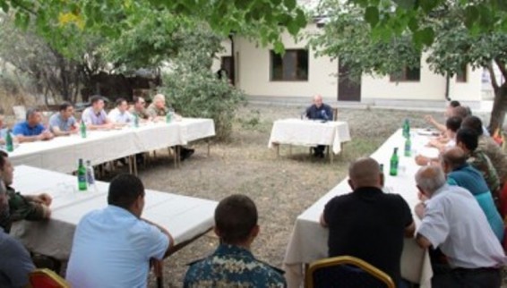 Բակո Սահակյանն այցելել է Մարտակերտի շրջանի Թալիշ գյուղ