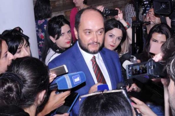 Շատ դպրոցներում դրամահավաքները զրոյացել են. Արայիկ Հարությունյան