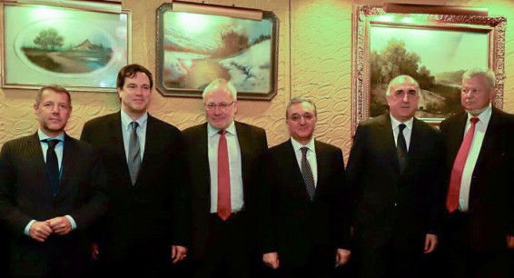 Главы МИД Армении и Азербайджана договорились продолжить переговоры в октябре