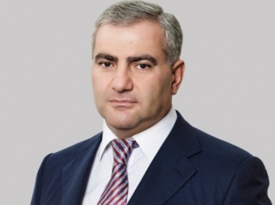 Սամվել Կարապետյանի դիվանագիտական անձնագիրը ոչ թե ետ են վերցրել, այլ՝ անձամբ է հանձնել դեսպանությանը