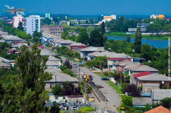 Փոթիում մոտ 200 վարորդ բողոքի ցույցի է դուրս եկել