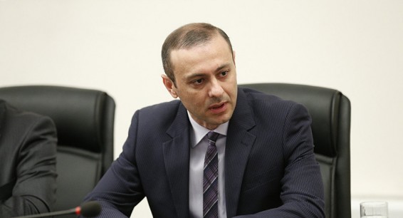 Секретарь Совбеза Армен Григорян рассказал, почему его отец решил уйти из жизни