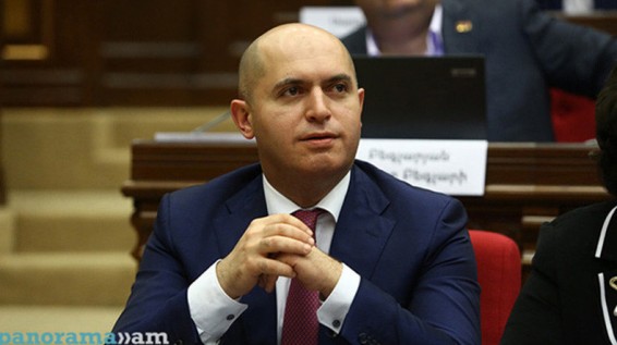 Армен Ашотян: Нужно установить порядок использования другими должностными лицами самолета и вертолета премьера Армении