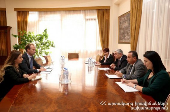 Ֆ. Ցոլակյանը «Airbus»-ի փոխնախագահի հետ քննարկել է հրշեջ-փրկարարական նշանակության ուղղաթիռներ ձեռք բերելու հնարավորությունները