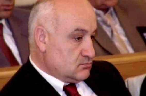 Այն, որ իբրև Հարություն Ղարագյոզյանը 4.000.000 ԱՄՆ դոլար է պարտք եղել Կարո Կարապետյանին՝ իրականությանը չի համապատասխանում