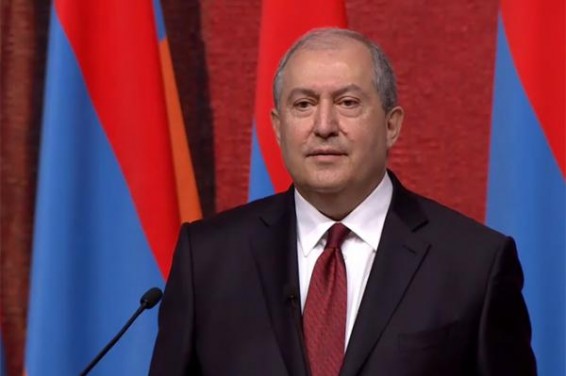 Армен Саркисян сам себе присудил премию?