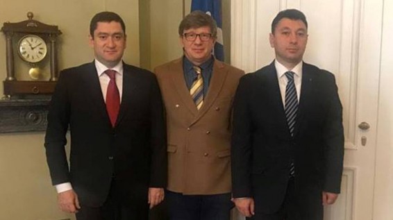 Вице-спикер НС Армении: Продажа Азербайджану оружия потворствует деструктивным шагам этой страны