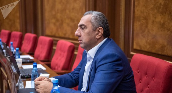 «Я ему зла никогда не хотел»: Алексанян рассказал о выборах Пашиняна и о своих пальцах