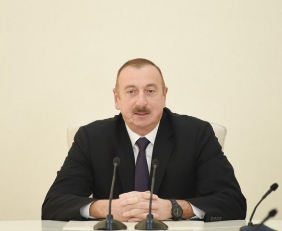 haqqin.az: Алиев надеется, что Пашинян выведет войска из Карабаха