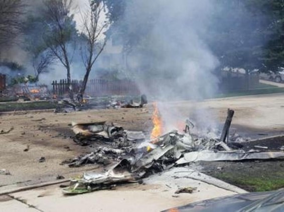 Ամերիկյան Ջոլիեթ քաղաքում փոքր օդանավը բնակելի տան վրա է ընկել