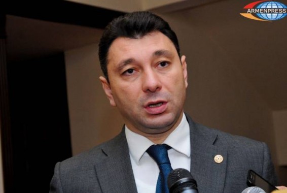 Назначение представителей бывшей власти на посты сейчас говорит о том, что тогда во многих структурах коррупции не было — Шармазанов