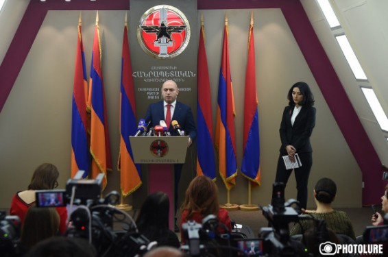 Հայաստանին պարտադրվել է սև ու սպիտակ իրականություն. ՀՀԿ-ն ներկայացրեց իր նախընտրական ծրագիրը