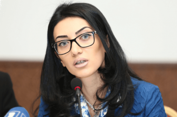 Վարչապետի հայտարարած աշխատավարձերի բարձրացումը իրականում միֆ է. Արփինե Հովհաննիսյան