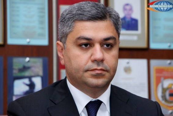 Есть люди, которые пытаются подготовиться к раздаче предвыборных взяток: Артур Ванецян
