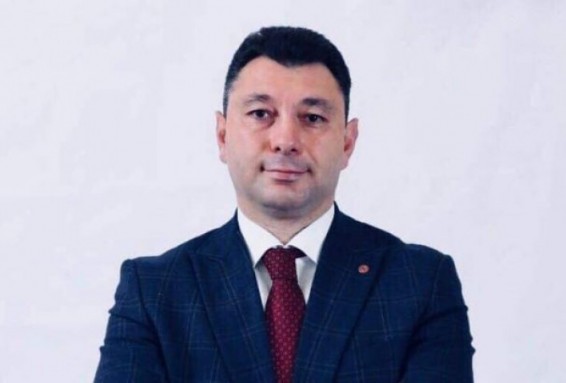 Մեր երկիրը կարիք ունի իրական ընդդիմության, ոչ թե գրպանային, որ զանգեն Նիկոլին, ասեն՝ շեֆ ջան, լա՞վ քննադատեցինք. Շարմազանով