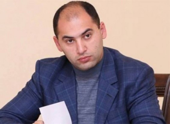 30 տարվա մեջ առաջի անգամ ըսպես բան տեսանք, սգացող ժողովրդին ընչի՞ կվիրավորեք, տո, ա՛յ կազմակերպիչ. Մարտուն Գրիգորյան