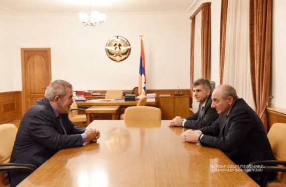 ԱՀ նախագահ Բակո Սահակյանը ընդունել է ՀՅԴ Բյուրոյի ներկայացուցիչ Հրանտ Մարգարյանին