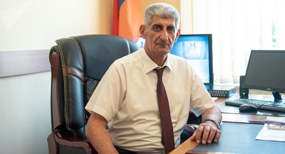 Жители армянского Арарата требуют отставки мэра: последний не намерен сдаться