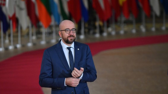 Премьер Бельгии заявил об уходе в отставку