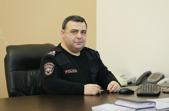 Փոխոստիկանապետ Հովհաննես Քոչարյանի բնակարանը թալանել են, հափշտակել են կնոջ ոսկեղենը