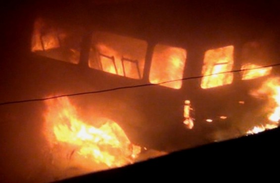 ՊՊԾ գնդի տարածքում երրորդ մեքենան է այրվում