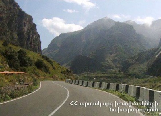 Հանրապետության մի շարք ավտոճանապարհներին ձյուն է տեղում