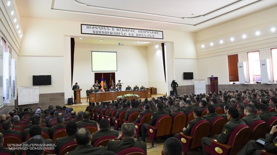 Բակո Սահակյան. Պետությունն իր ուշադրության կենտրոնում է պահելու բանակաշինության խնդիրները