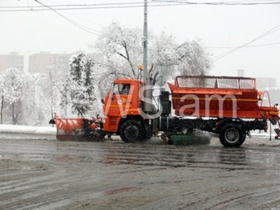 Մասիվում ձյունն սկսել է տեղալ առավոտյան 7-ի կողմերը, իսկ ժամը 11-ին բոլոր գլխավոր փողոցներն արդեն մաքրված էին. խոսնակ