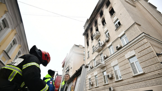 Число погибших при пожаре в центре Москвы возросло до шести