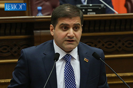 Հայկական թավշյա և տնտեսական հեղափոխությունները ոչ թե քաղաքացու համար են, այլ առանձին վերցրած մի քանի հպարտ քաղաքացիների. Արման Բաբաջանյան