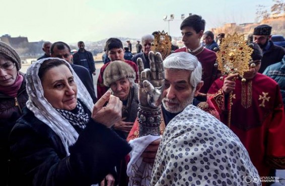Սիրահարների բարեխոս Սուրբ Սարգսի տոնակատարությունները մեկնարկեցին վաղ առավոտից