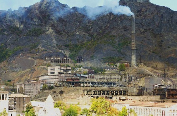 «Վալեքսը» Ալավերդու պղնձաձուլարանի աշխատակիցների աշխատանքային հարաբերությունների կդադարեցնի ապրիլի 30-ին