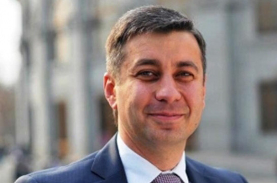 ՀՀ վարչապետի բնակարանում շարունակում է ապրել նույն անօթևան ընտանիքը. Վլադիմիր Կարապետյան