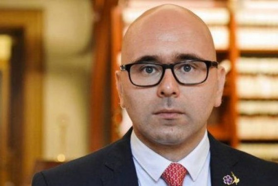 ԼՂ հակամարտությունն այդ տարածքում ապրող մարդկանց ֆիզիկական գոյության հարց է. իտալացի պատգամավորի ելույթը Սումգայիթում հայկական ջարդերի վերաբերյալ